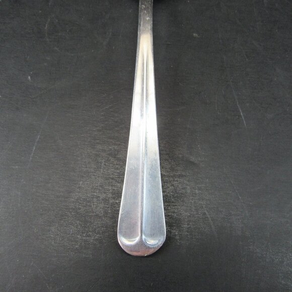 International Stainless China Scalloped Shell Shaped Slotted Serving Spoon 8.25" - Picture 3 of 7